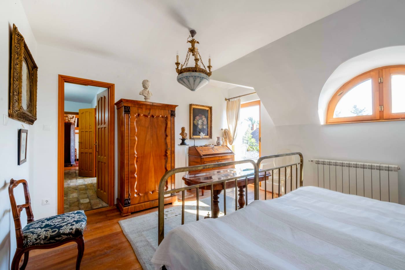 ELADÓ PANORÁMÁS CSALÁDI HÁZ BALATONSZEPEZDEN